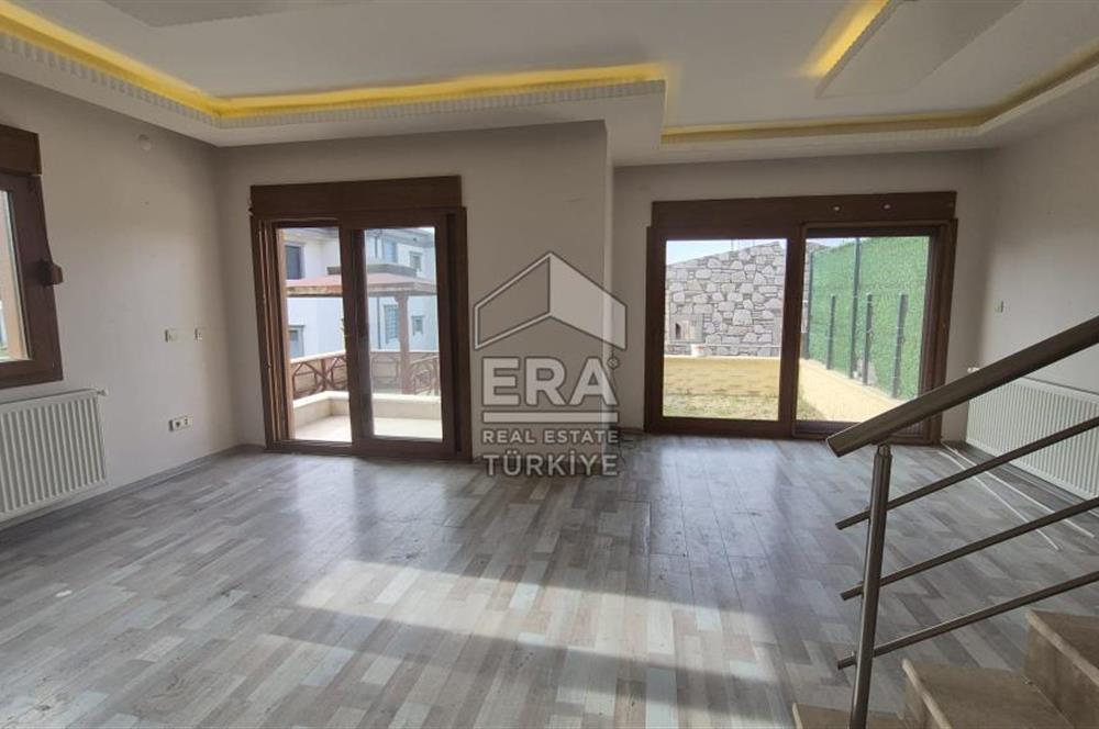 ERA Angel'dan AYVALIK MURATELİ KÖYÜNDE EMSALSİZ KÖY VİLLASI