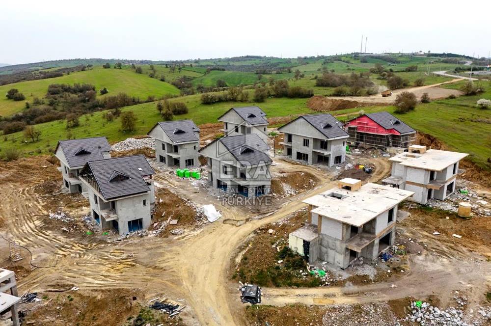 ERA SÖZ DEN BALIKESİR NAİPLİ DE SATILIK 4+1 VİLLA