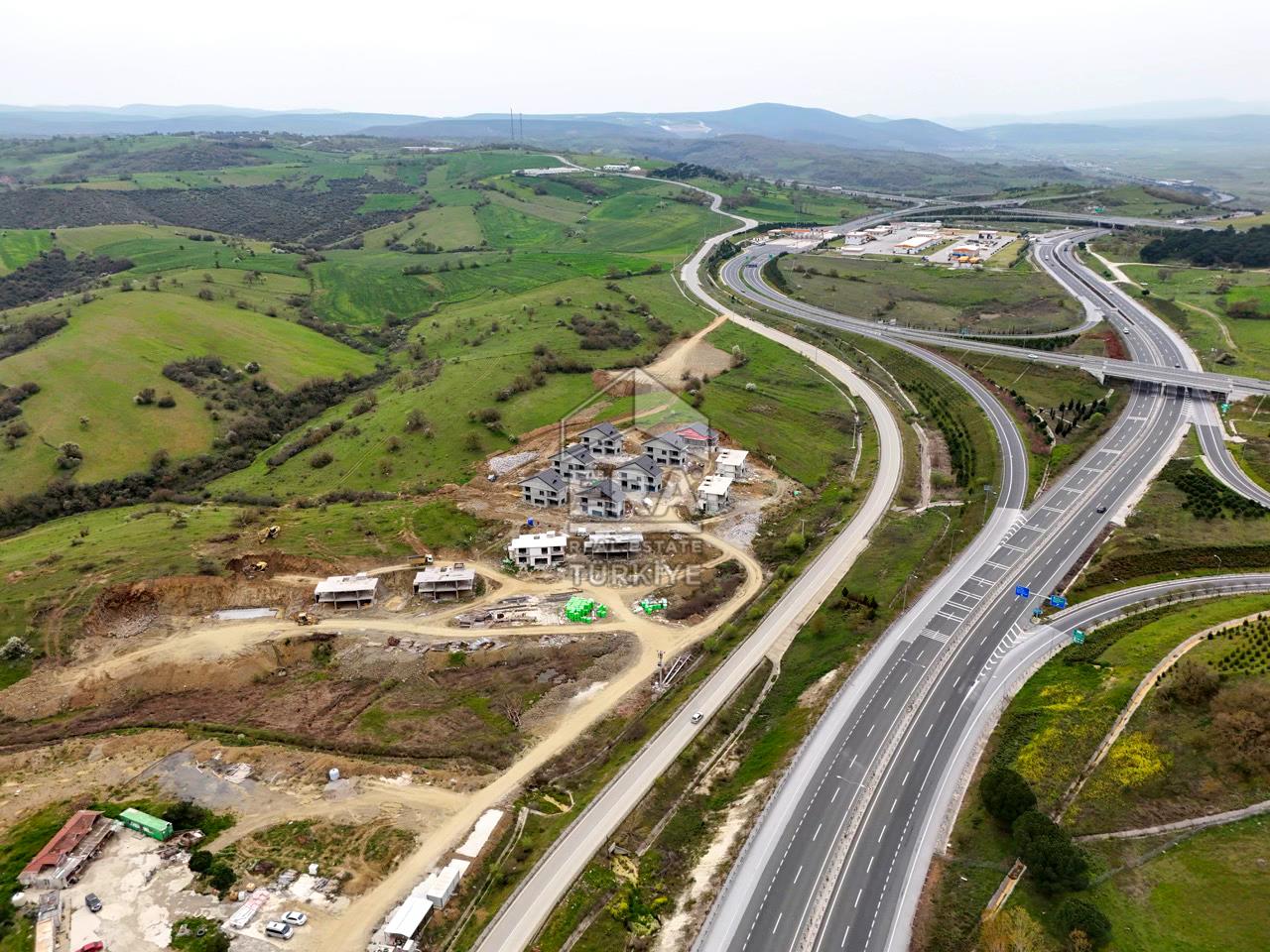 ERA SÖZ DEN BALIKESİR NAİPLİ DE SATILIK 4+1 VİLLA