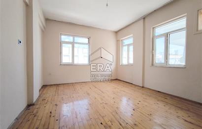 MANAVGAT AŞAĞI PAZARCI MAHALLESİ'NDE 3+1 ARA KAT KİRALIK DAİRE KİRALIK 