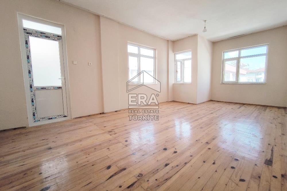 MANAVGAT AŞAĞI PAZARCI MAHALLESİ'NDE 3+1 ARA KAT KİRALIK DAİRE KİRALIK 