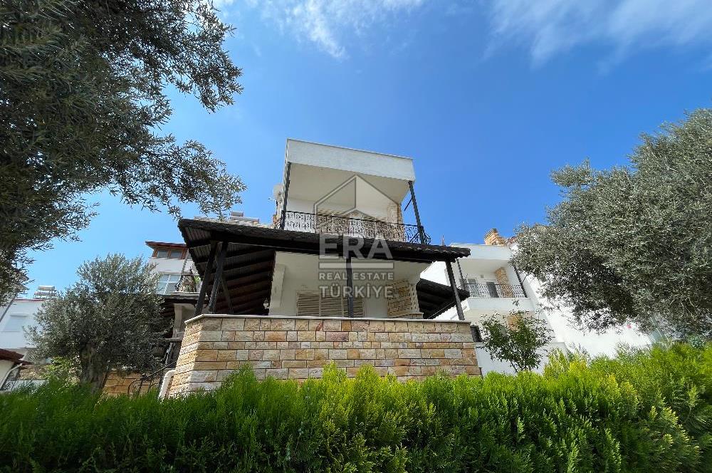 GÖMEÇ KARAAĞAÇ'TA SATILIK 3+1 VİLLA