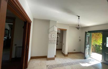 Bornova Forum Karşısı Kiralık Özel Tasarım Müstakil Köşe Villa