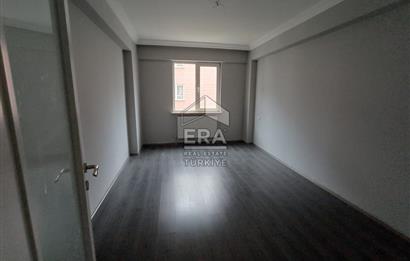 Erkmen Cumhuriyet Mahallesinde Satılık 3+1 Site İçi Daire