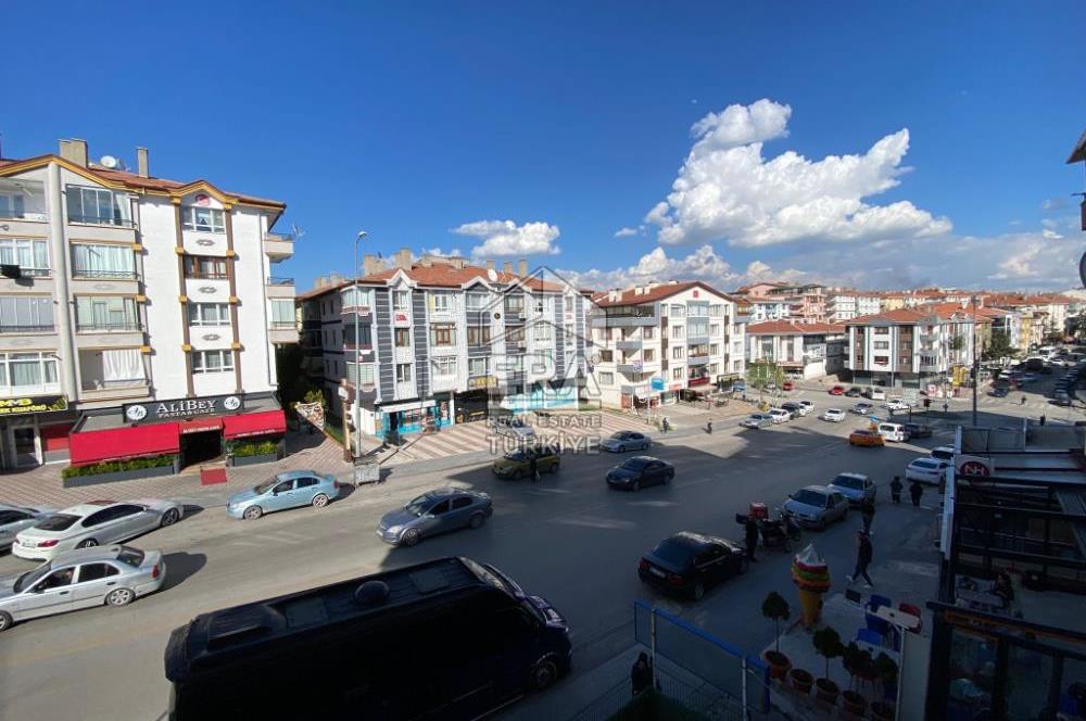 KEÇİÖREN BADEMLİK HACIKADIN GÖBEKTE 3+1 OTURUMA HAZIR KREDİYE UYGUN MASRAFSIZ SATILIK FIRSAT DAİRESİ