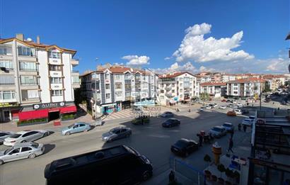 KEÇİÖREN BADEMLİK HACIKADIN GÖBEKTE 3+1 OTURUMA HAZIR KREDİYE UYGUN MASRAFSIZ SATILIK FIRSAT DAİRESİ