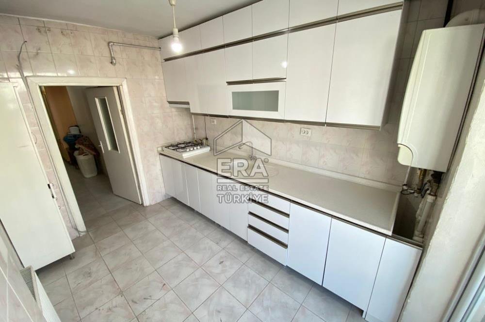 KEÇİÖREN BADEMLİK HACIKADIN GÖBEKTE 3+1 OTURUMA HAZIR KREDİYE UYGUN MASRAFSIZ SATILIK FIRSAT DAİRESİ