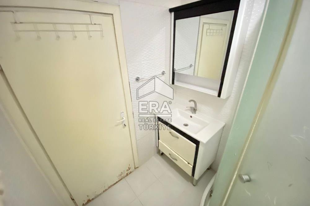 KEÇİÖREN BADEMLİK HACIKADIN GÖBEKTE 3+1 OTURUMA HAZIR KREDİYE UYGUN MASRAFSIZ SATILIK FIRSAT DAİRESİ