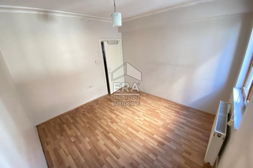 KEÇİÖREN BADEMLİK HACIKADIN GÖBEKTE 3+1 OTURUMA HAZIR KREDİYE UYGUN MASRAFSIZ SATILIK FIRSAT DAİRESİ