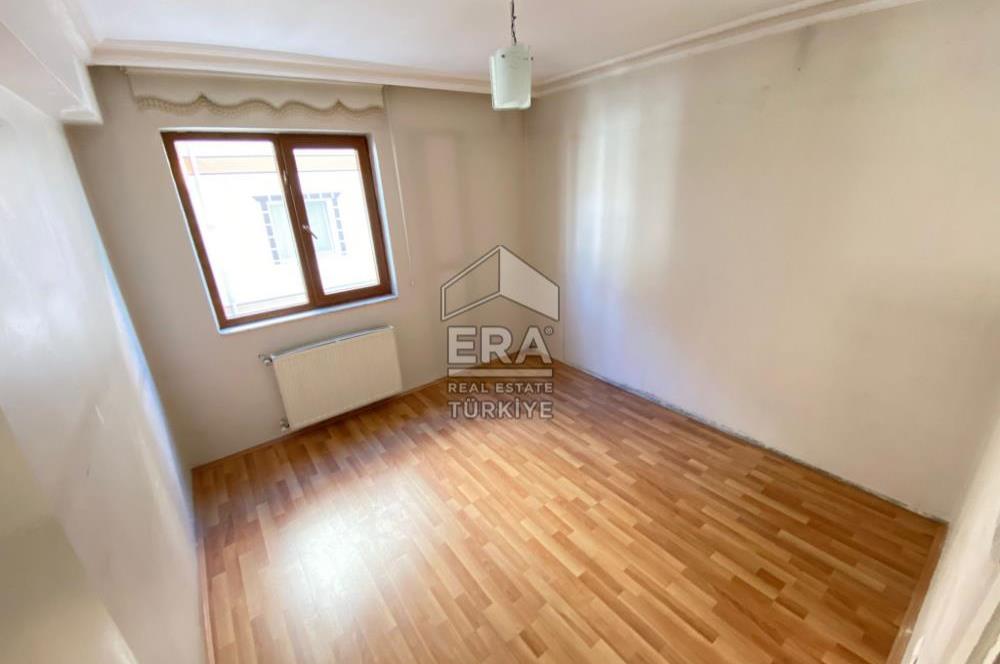 KEÇİÖREN BADEMLİK HACIKADIN GÖBEKTE 3+1 OTURUMA HAZIR KREDİYE UYGUN MASRAFSIZ SATILIK FIRSAT DAİRESİ