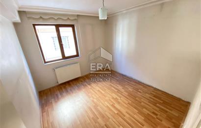 KEÇİÖREN BADEMLİK HACIKADIN GÖBEKTE 3+1 OTURUMA HAZIR KREDİYE UYGUN MASRAFSIZ SATILIK FIRSAT DAİRESİ