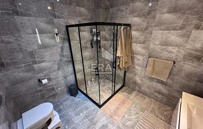 Sarıyer Uskumruköy'de 5+1, 300m2 Lüks İkiz Villa