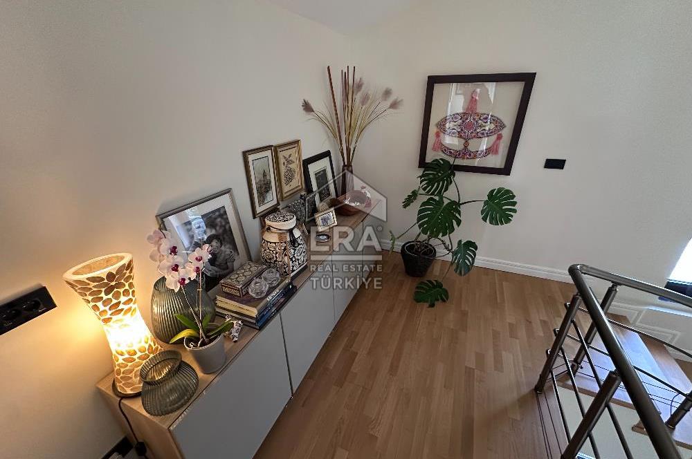 Sarıyer Uskumruköy'de 5+1, 300m2 Lüks İkiz Villa