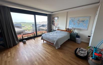 Sarıyer Uskumruköy'de 5+1, 300m2 Lüks İkiz Villa