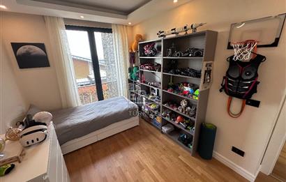 Sarıyer Uskumruköy'de 5+1, 300m2 Lüks İkiz Villa