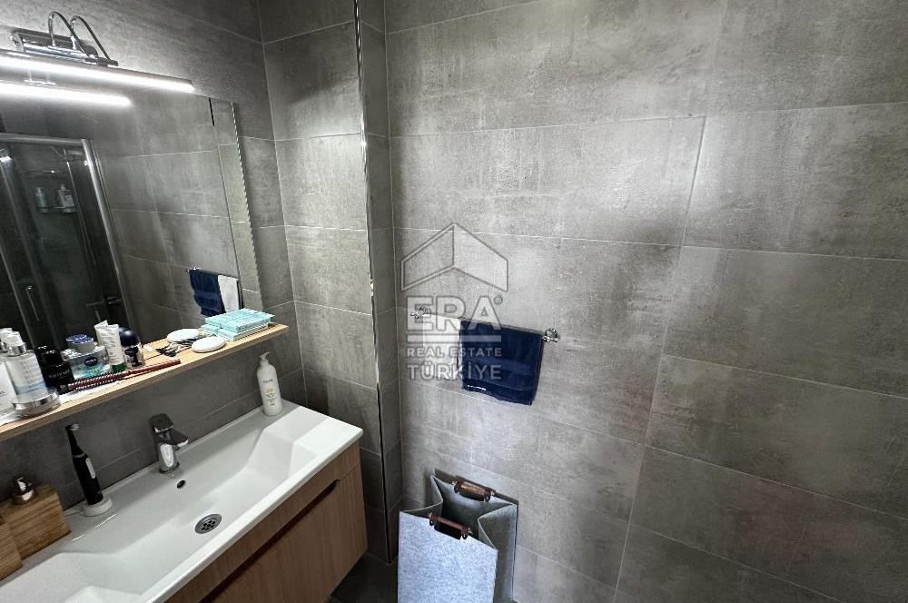 Sarıyer Uskumruköy'de 5+1, 300m2 Lüks İkiz Villa