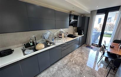 Sarıyer Uskumruköy'de 5+1, 300m2 Lüks İkiz Villa