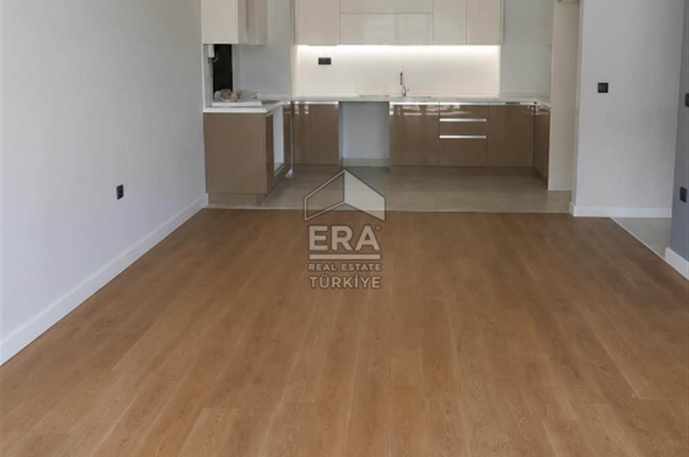 ERA PORT GÜVENCESİYLE CİTY LİFE 10'DA 2+1 BAHÇE KATI DAİRE