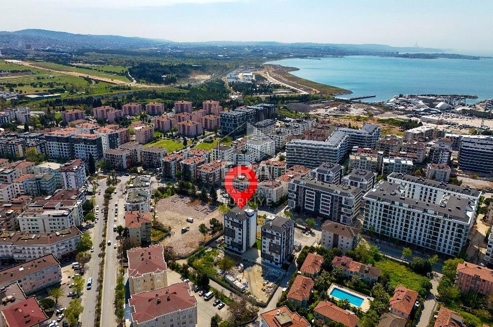 İstasyon Caddesinde Marinaya Komşu 3+1 Sıfır Daire