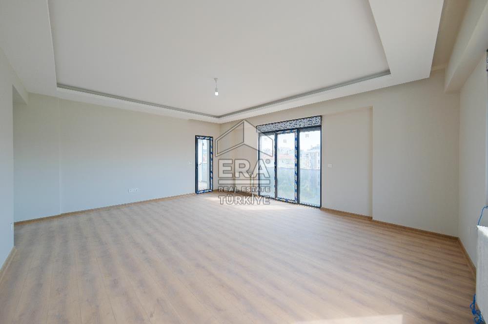 İstasyon Caddesinde Marinaya Komşu 3+1 Sıfır Daire
