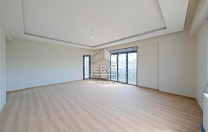 İstasyon Caddesinde Marinaya Komşu 3+1 Sıfır Daire