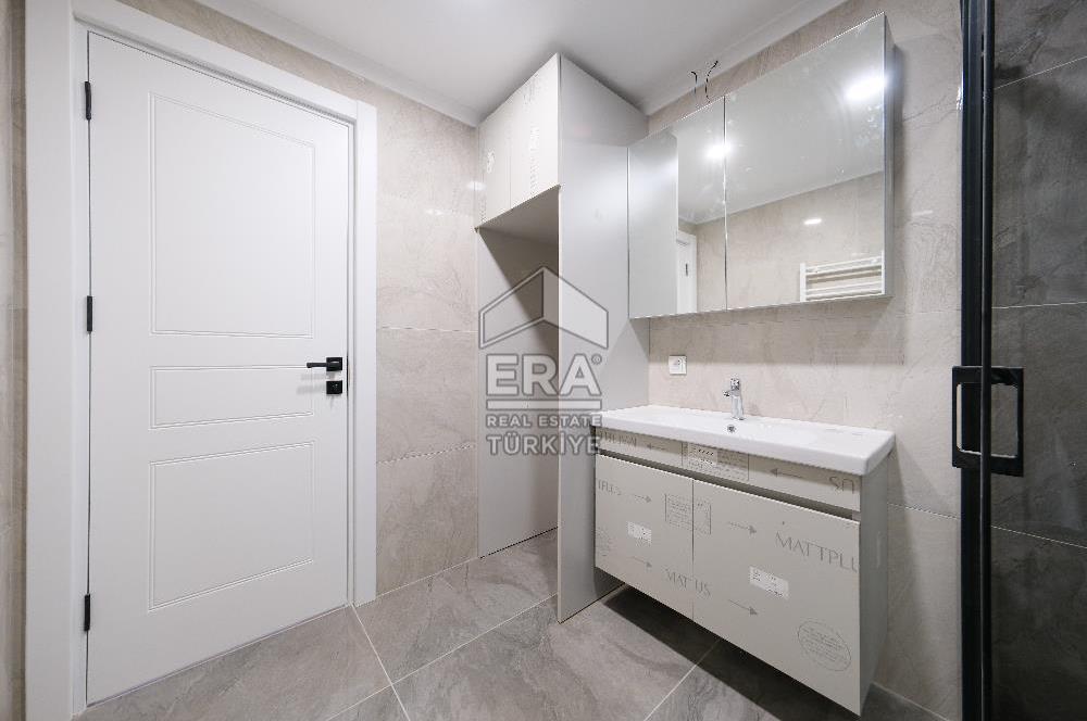 İstasyon Caddesinde Marinaya Komşu 3+1 Sıfır Daire