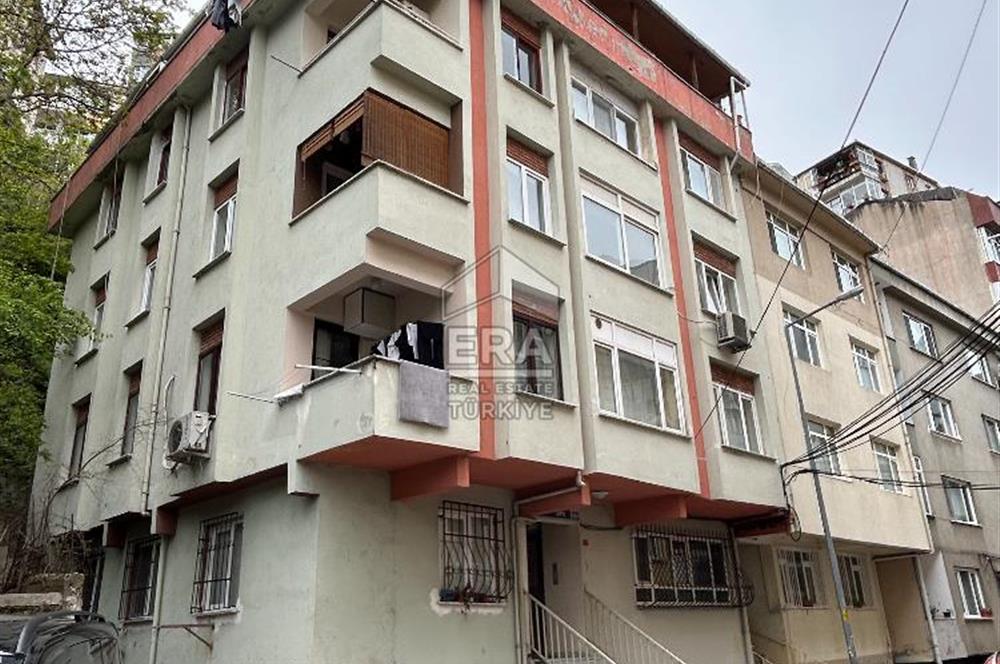 Beşiktaş Dikilitaş'ta Satılık 2+1 Balkonlu Daire