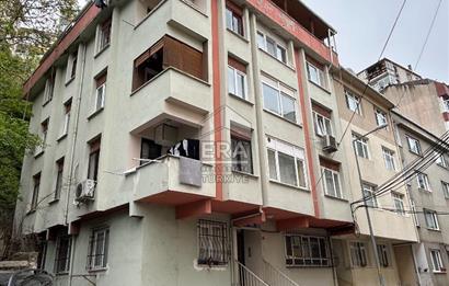 Beşiktaş Dikilitaş'ta Satılık 2+1 Balkonlu Daire
