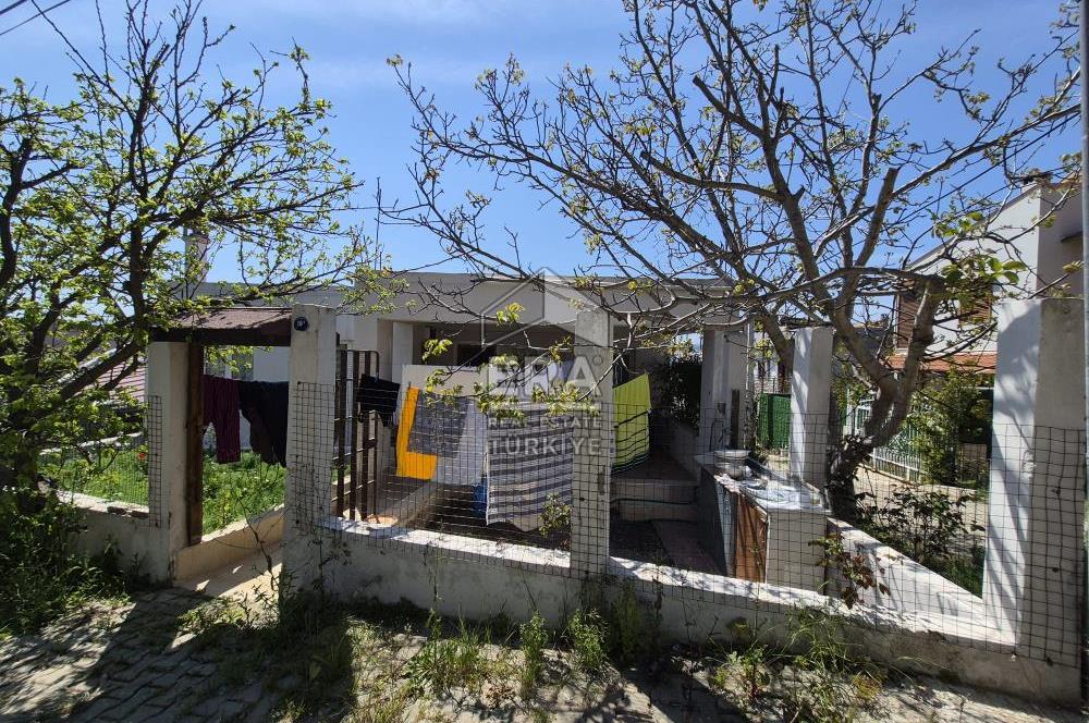 Urla Özbek Akkum Plajında 2+1 Eşyalık Kiralık Yazlık