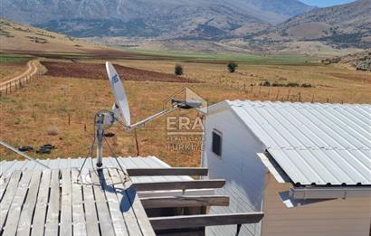 ANTALYA KORKUTELİ AVDAN SATILIK TEK TAPU ARAZİ VE PREFABRİK EV