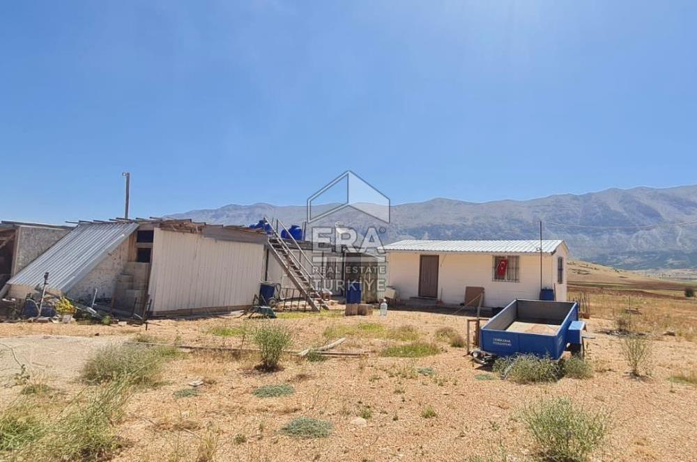 ANTALYA KORKUTELİ AVDAN SATILIK TEK TAPU ARAZİ VE PREFABRİK EV