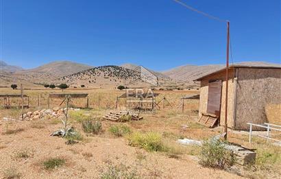 ANTALYA KORKUTELİ AVDAN SATILIK TEK TAPU ARAZİ VE PREFABRİK EV