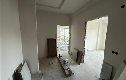 ERA PORT GÜVENCESİYLE SAVAŞTEPE CADDESİ YAKINI 2+1 DAİRE