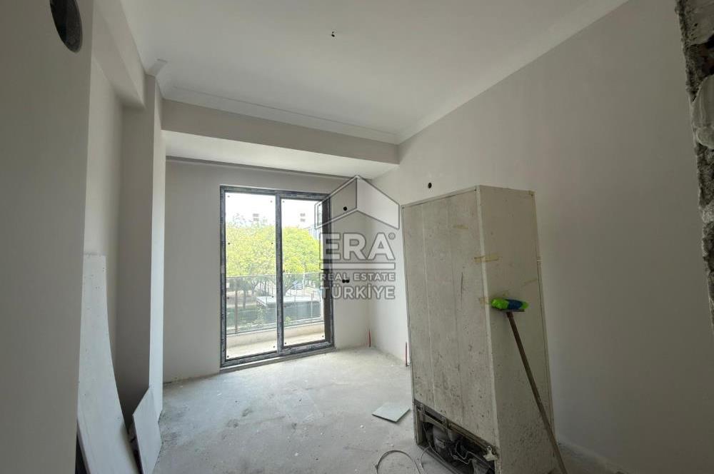 ERA PORT GÜVENCESİYLE SAVAŞTEPE CADDESİ YAKINI 2+1 DAİRE