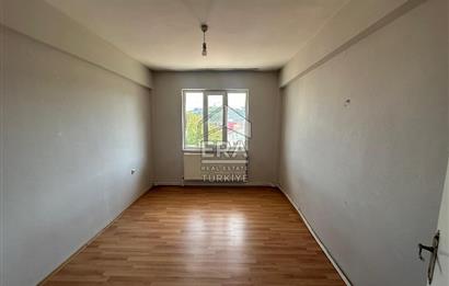 RA PORT'TAN 1.SAKARYA PERŞEMBE PAZARI YAKINI 2+1 KİRALIK DAİRE