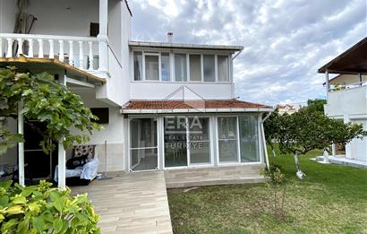 AYVALIK ALTINOVA SAHİLDE SİTE İÇERİSİNDE SATILIK 3+1 VİLLA