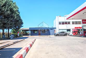 Yoğun Güzergahdaki Benzin İstasyonunda Kafe-Restoran için Dükkan - 1 - 15182