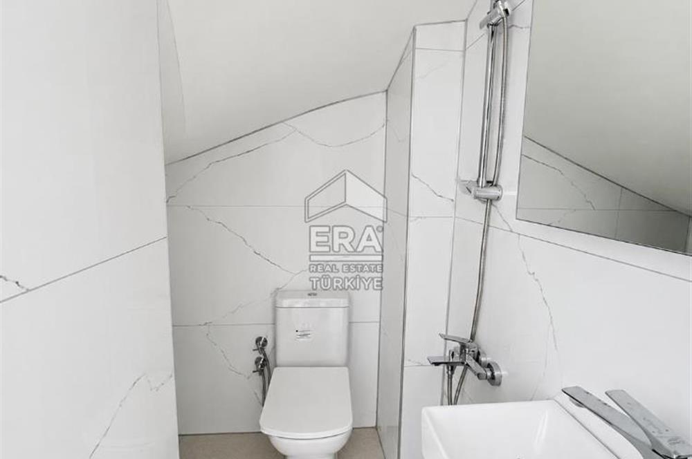 ERA ANGEL'dan Ayvalık Altınova'da Geniş Bahçeli Satılık 2+1 Villa