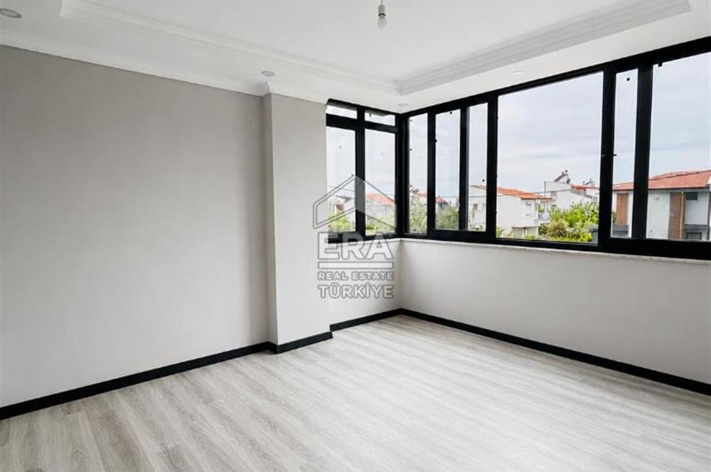 ERA ANGEL'dan Ayvalık Altınova'da Geniş Bahçeli Satılık 2+1 Villa