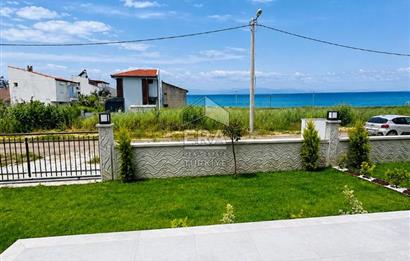 ERA ANGEL'dan Ayvalık Altınova'da Geniş Bahçeli Satılık 2+1 Villa
