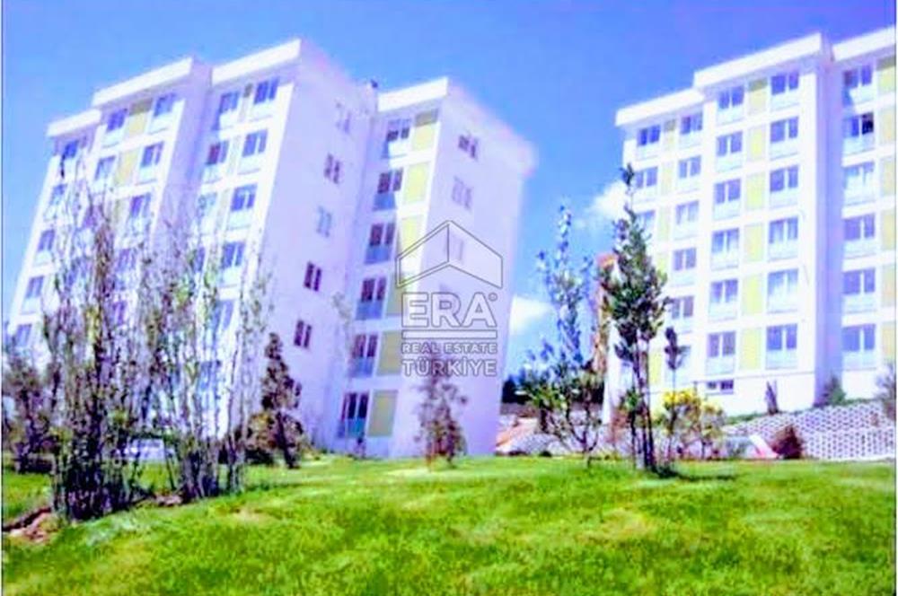 Çamlık Mh'sinde Minitolia Sitesinde Önü Açık Ara Kat 2+1 Daire