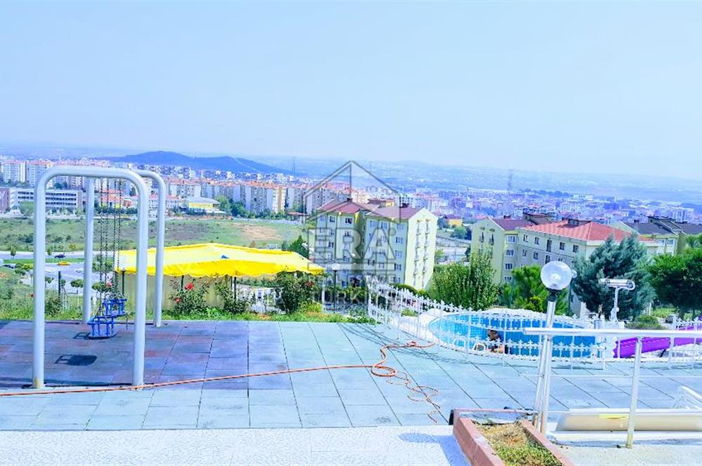 Çamlık Mh'sinde Minitolia Sitesinde Önü Açık Ara Kat 2+1 Daire