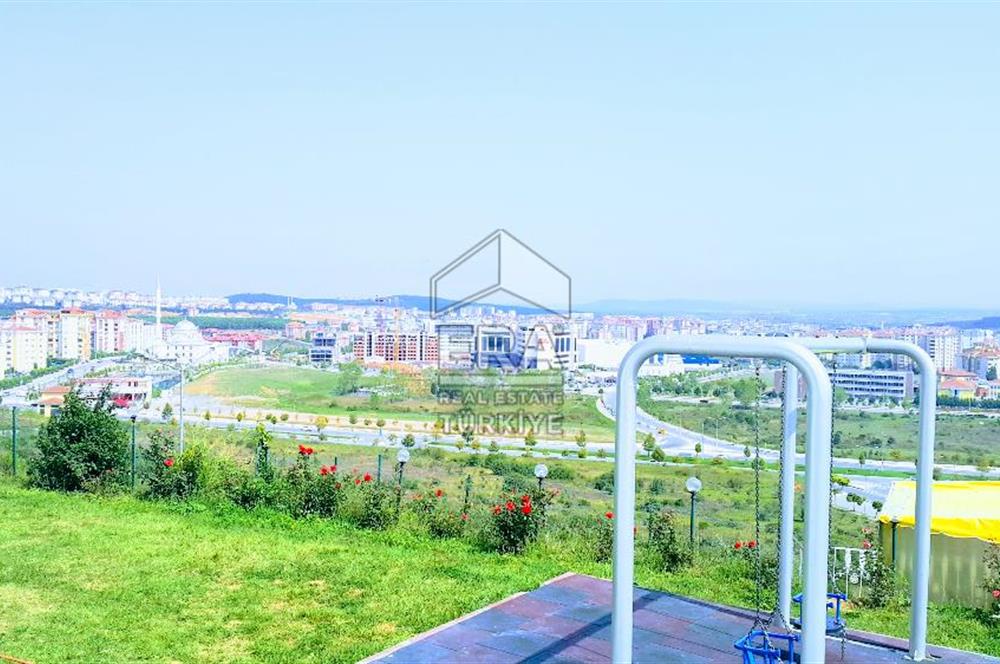 Çamlık Mh'sinde Minitolia Sitesinde Önü Açık Ara Kat 2+1 Daire