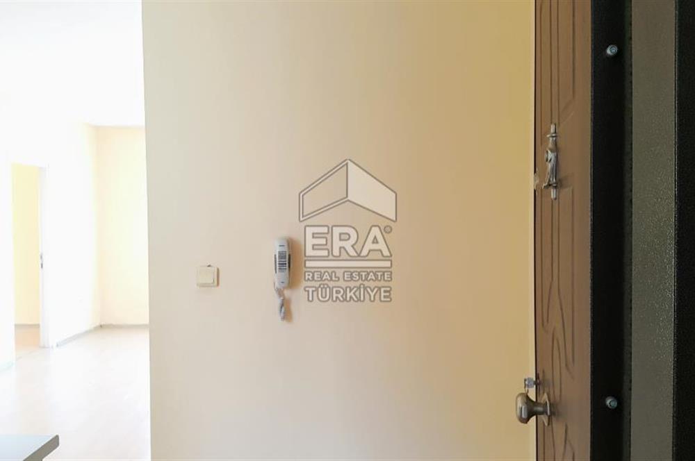 Çamlık Mh'sinde Minitolia Sitesinde Önü Açık Ara Kat 2+1 Daire