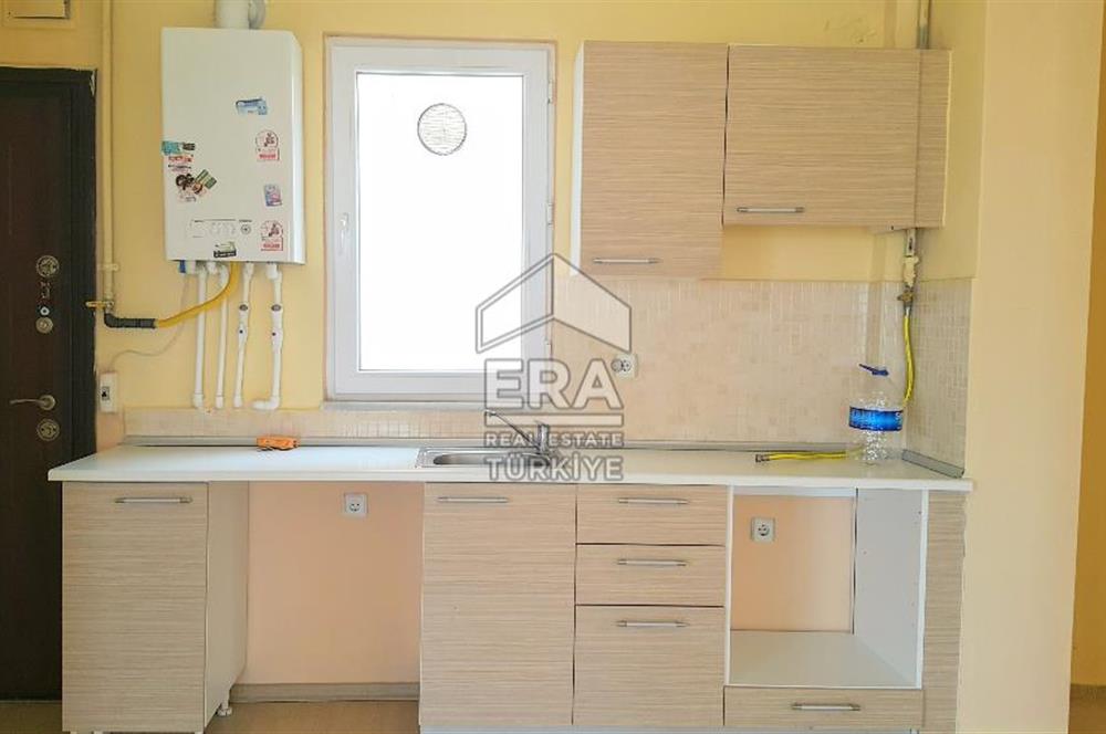 Çamlık Mh'sinde Minitolia Sitesinde Önü Açık Ara Kat 2+1 Daire