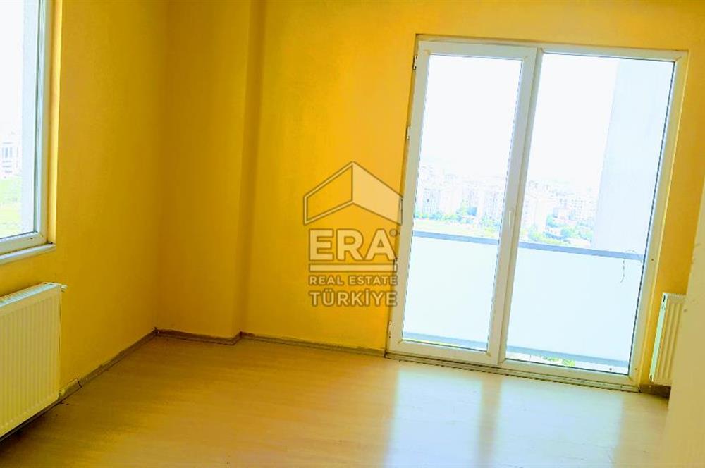 Çamlık Mh'sinde Minitolia Sitesinde Önü Açık Ara Kat 2+1 Daire