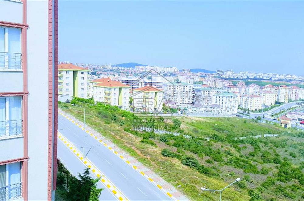 Çamlık Mh'sinde Minitolia Sitesinde Önü Açık Ara Kat 2+1 Daire