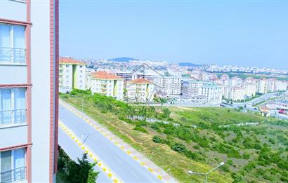Çamlık Mh'sinde Minitolia Sitesinde Önü Açık Ara Kat 2+1 Daire