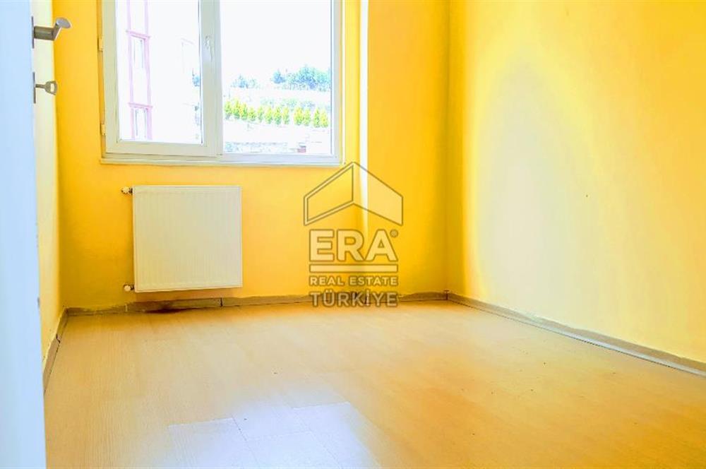 Çamlık Mh'sinde Minitolia Sitesinde Önü Açık Ara Kat 2+1 Daire