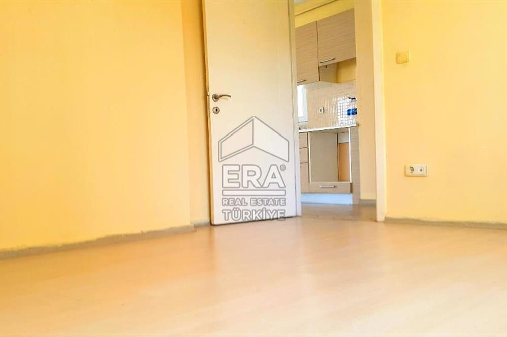 Çamlık Mh'sinde Minitolia Sitesinde Önü Açık Ara Kat 2+1 Daire